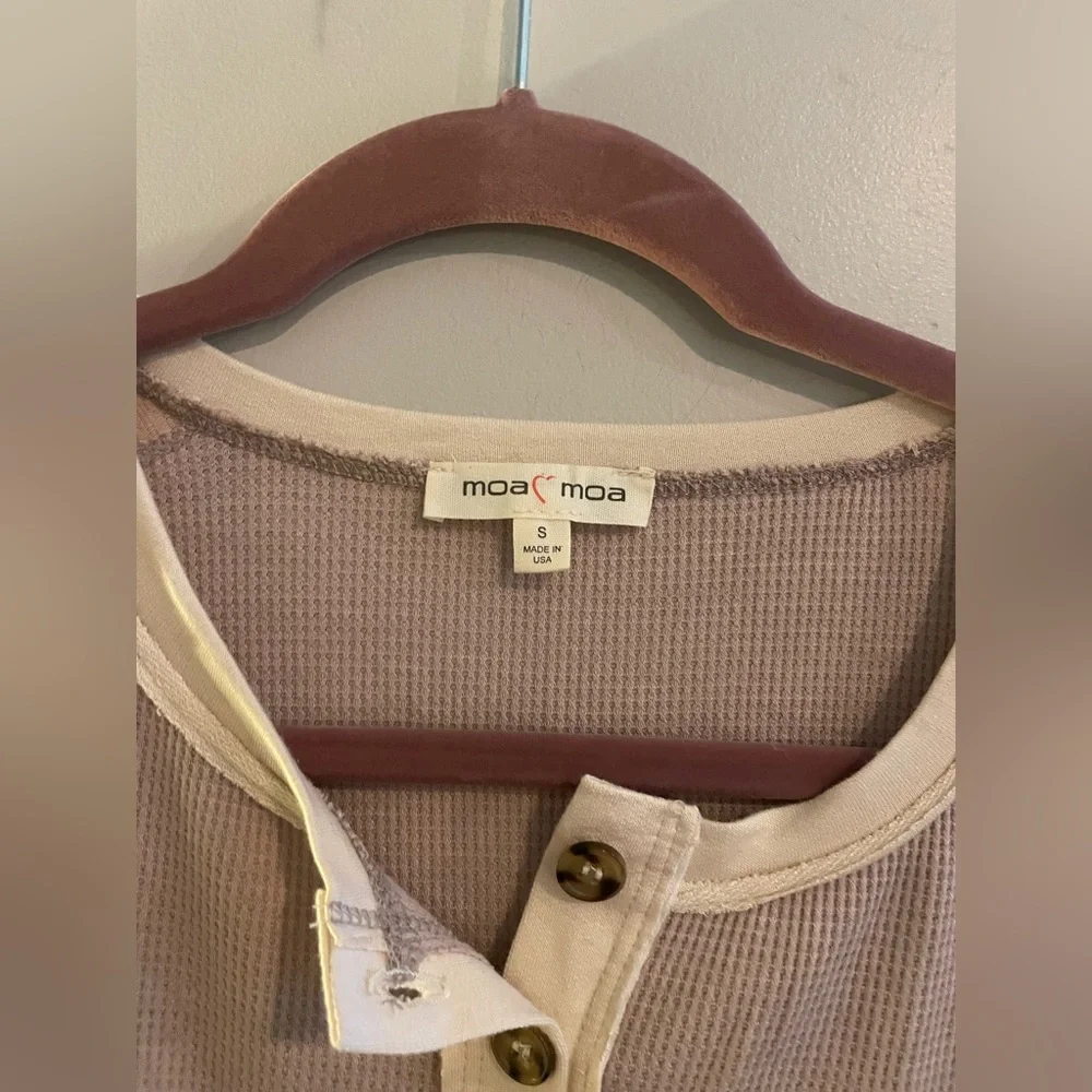 Moa Moa Tan and Cream Henley T Shirt Cropped - Picture 2 of 3